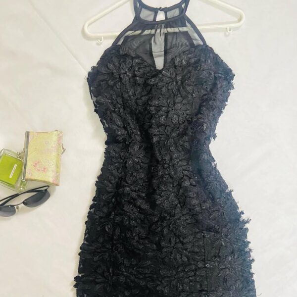 Elegant Black Flower Detailed Dress (S) - Image 3