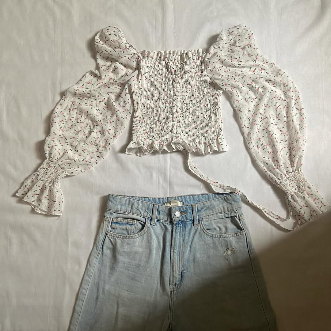 Floral Full Sleeve Top (S)