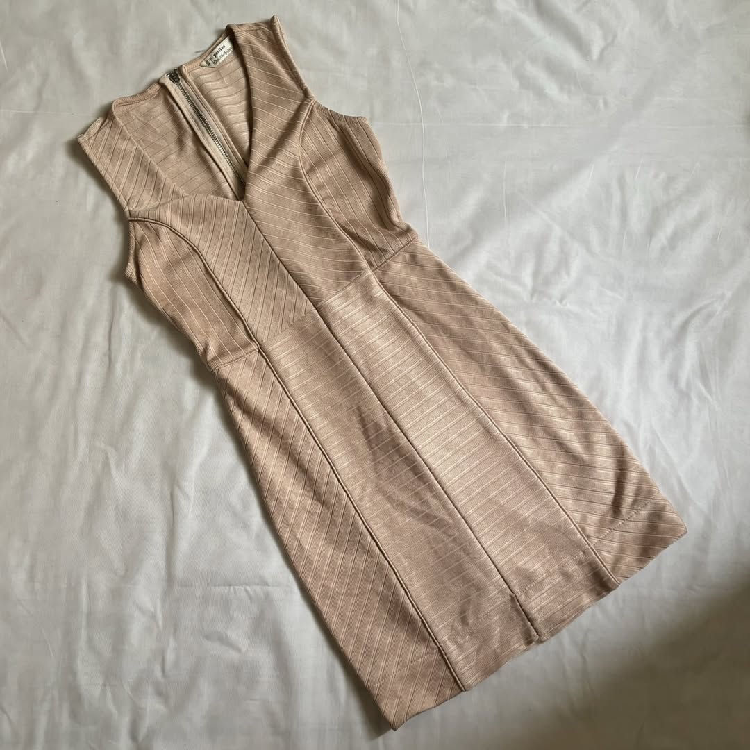 Pink Nude Bodycon Brand: Miss Selfridge (XS)