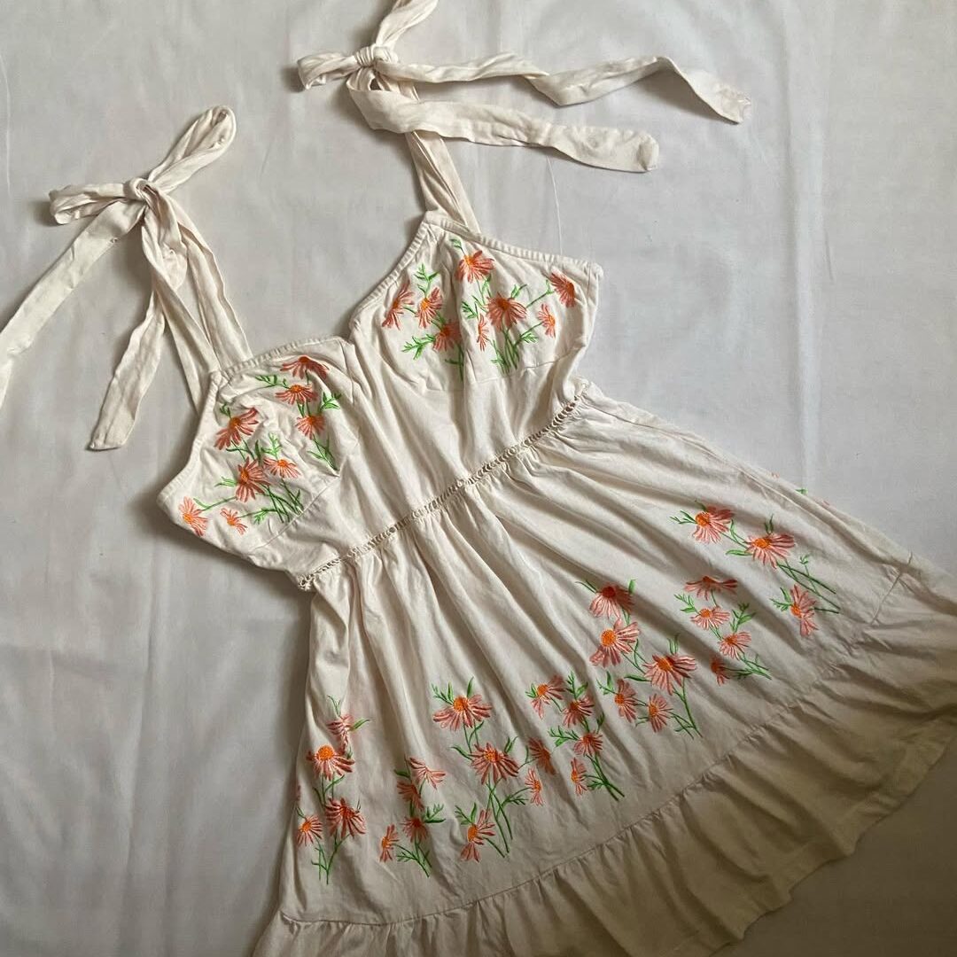 White Summer Dress (L/XL)